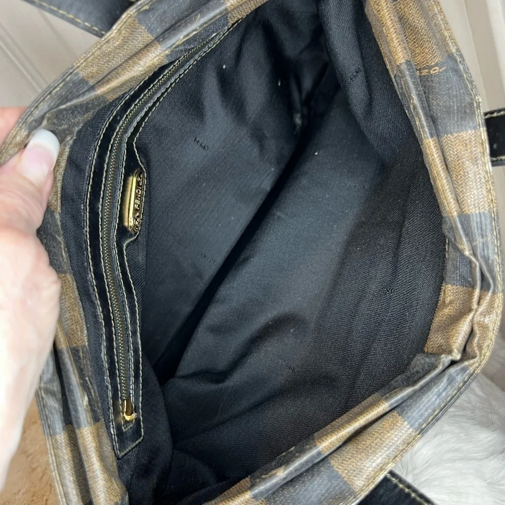 FENDI VINTAGE ITALIAN LEATHER PENGUIN STRIPED PURSE TOTE - Picture 13 of 15